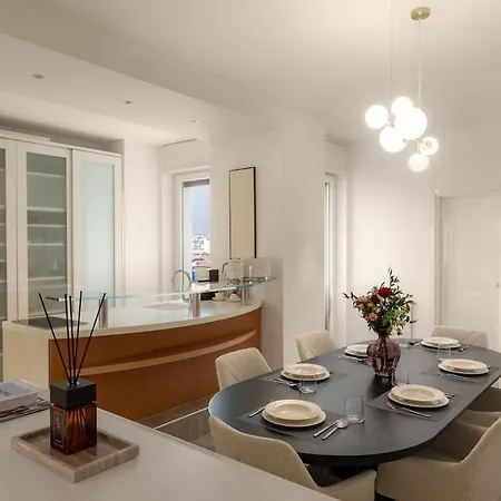 Cityview By Aura Luxury Collection * 코모